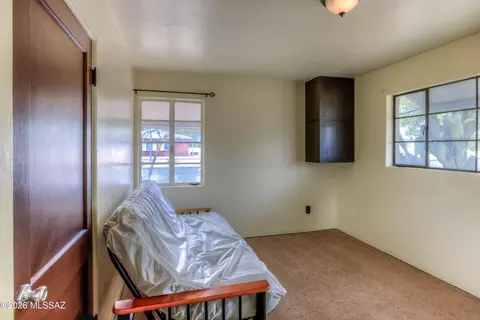 Bedroom - 2437 E Beverly Dr, Tucson, AZ 85719 photo 1 of 4