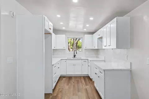 Kitchen - 3450 Elida St, Tucson, AZ 85716 photo 1 of 4