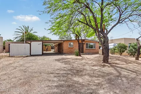 Exterior - 3450 Elida St, Tucson, AZ 85716 photo 3 of 7
