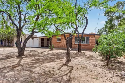 Exterior - 3450 Elida St, Tucson, AZ 85716 photo 2 of 7