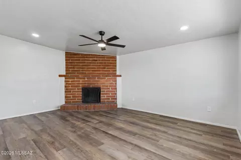 Living - 3450 Elida St, Tucson, AZ 85716 photo 1 of 3