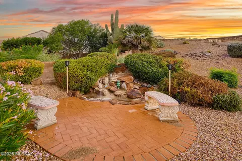 345 W Continental Vista Pl, Green Valley, AZ 85614