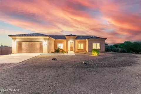 2501 E Roslyn Ln, Vail, AZ 85641