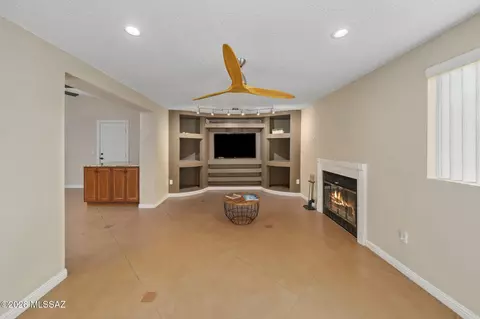 Living - 10036 E Sierrita Pl, Tucson, AZ 85749 photo 3 of 3
