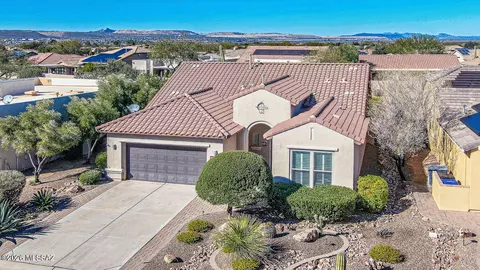 2445 E Sky Creek Dr, Green Valley, AZ 85614