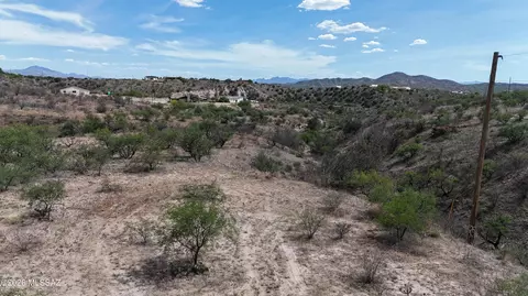 1090 Toluca Ct, Rio Rico, AZ 85648