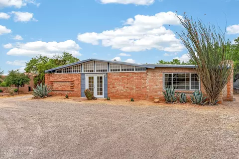 502 W Hardy Rd, Oro Valley, AZ 85704