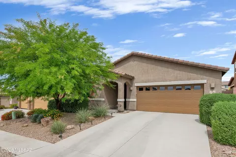 17369 S Nicholas Falls Dr, Vail, AZ 85641