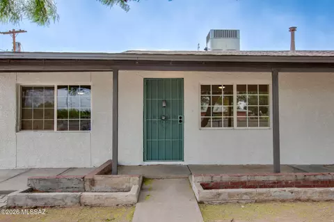 3241 S Lloyd Vis, Tucson, AZ 85713