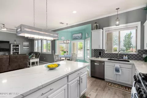 Kitchen - 14175 E Lazy Jake Ln, Vail, AZ 85641 photo 3 of 3
