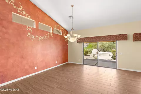 Dining - 63178 E Brooke Pk Dr, Saddlebrooke, AZ 85739 photo 1 of 3