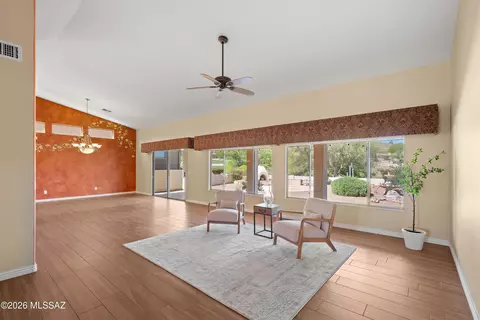 Living - 63178 E Brooke Pk Dr, Saddlebrooke, AZ 85739 photo 2 of 4