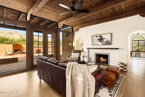 7315 E Wikieup Ci Cir E, Tucson, AZ 85750