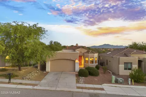 13668 E High Plains Ranch St, Vail, AZ 85641