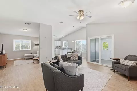 11561 N Eagle Peak Dr, Oro Valley, AZ 85737