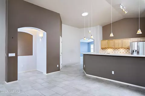 Entry Way - 10172 E Gray Hawk Dr, Tucson, AZ 85730 photo 1 of 1