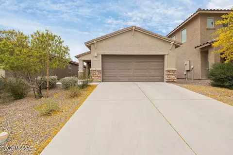11295 S Weismann Dr, Vail, AZ 85641