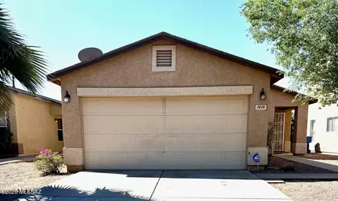 3838 Eventide St, Tucson, AZ 85706