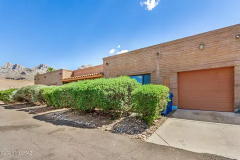 7 W Roma Dr, Tucson, AZ 85737