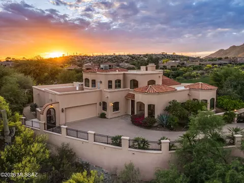 6060 N Via Del Tecaco, Tucson, AZ 85718