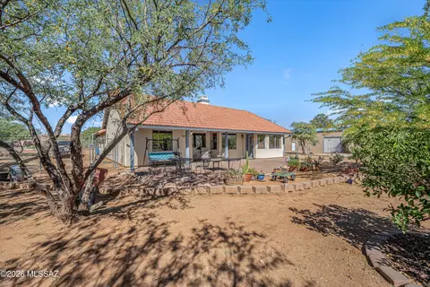 Exterior - 1300 N Reta Dr, Vail, AZ 85641 photo 6 of 7