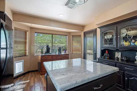 Kitchen - 1300 N Reta Dr, Vail, AZ 85641 photo 6 of 6