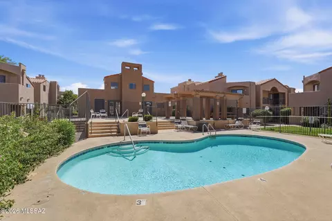 1745 E Glenn St #203, Tucson, AZ 85719