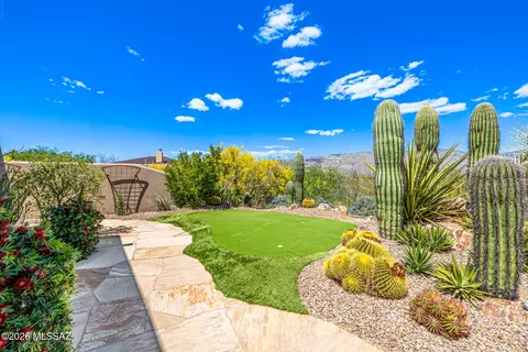 Exterior - 8301 S Triangle R Ranch Pl, Vail, AZ 85641 photo 9 of 16