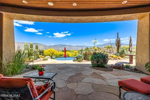 8301 S Triangle R Ranch Pl, Vail, AZ 85641