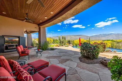 Exterior - 8301 S Triangle R Ranch Pl, Vail, AZ 85641 photo 4 of 16