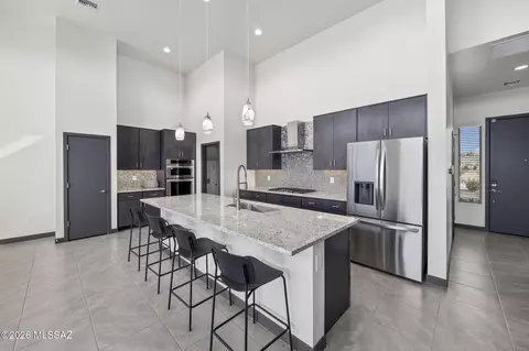 Kitchen - 9820 S Rolling Water Dr, Vail, AZ 85641 photo 2 of 5