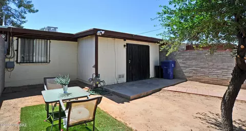 Exterior - 3663 E 33rd St, Tucson, AZ 85713 photo 4 of 8