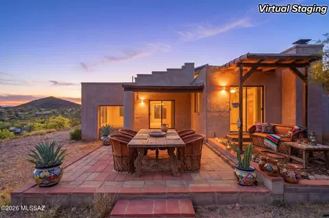 3940 W Alvaro Rd, Tucson, AZ 85746