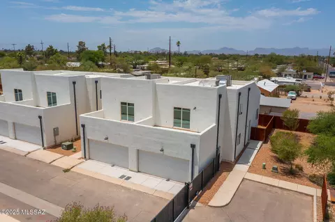 2885 N Edmond Dantes Ct, Tucson, AZ 85716