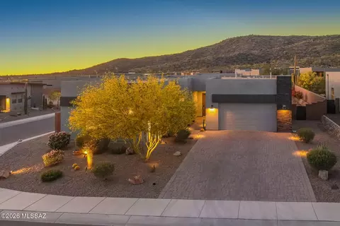 7082 W Patina Dr, Marana, AZ 85658