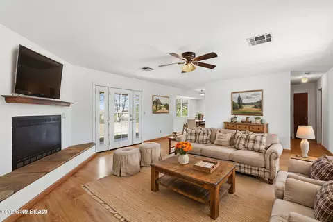2250 W Beverly Cir, Oracle, AZ 85623