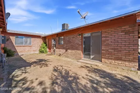 Exterior - 1136-1152 E Hedrick Dr, Tucson, AZ 85719 photo 6 of 6