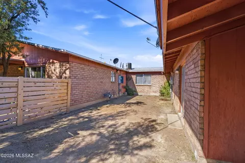 Exterior - 1136-1152 E Hedrick Dr, Tucson, AZ 85719 photo 5 of 6
