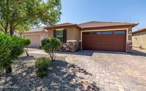 8635 N Rome Ct, Tucson, AZ 85742