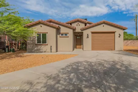 1817 S 30th Pl, Tucson, AZ 85713