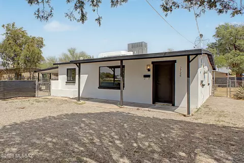 2724 N Eastgate Dr, Tucson, AZ 85712