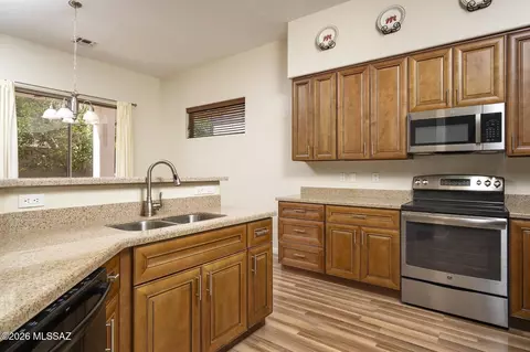 7444 E Calle Infinito, Tucson, AZ 85715