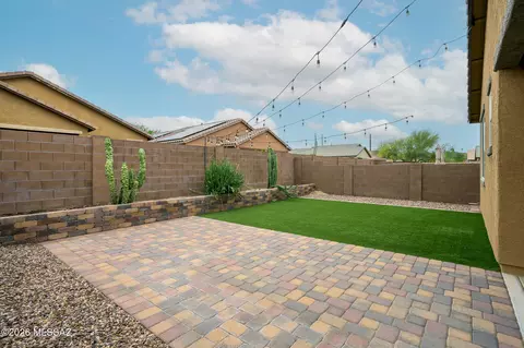Exterior - 8670 N Genoa Ct, Tucson, AZ 85742 photo 4 of 5