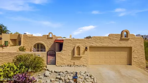 2328 W Tucana St, Tucson, AZ 85745