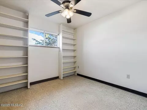Bedroom - 98 Longview Loop Rd, Elgin, AZ 85611 photo 4 of 7