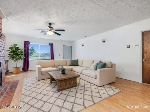 Living - 98 Longview Loop Rd, Elgin, AZ 85611 photo 5 of 7