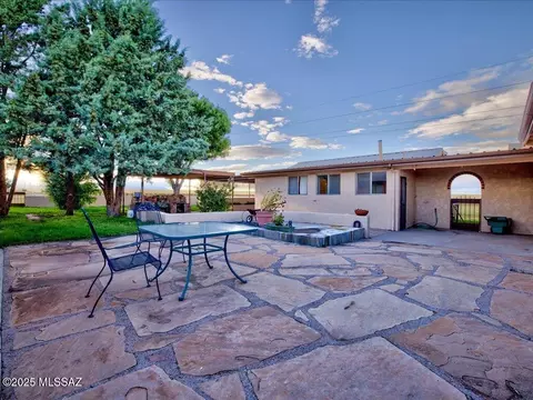 Exterior - 98 Longview Loop Rd, Elgin, AZ 85611 photo 5 of 9