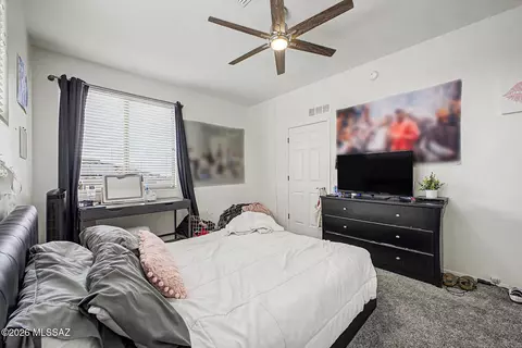Bedroom - 13934 E Sage Hills Dr, Vail, AZ 85641 photo 5 of 10
