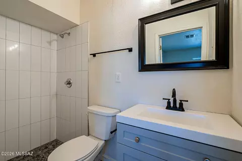 Bath - 49 E Adams St, Tucson, AZ 85705 photo 1 of 4
