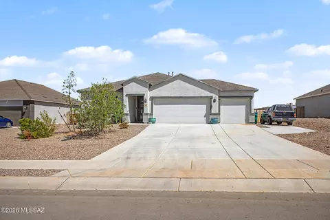 530 W Lexington St, Vail, AZ 85641